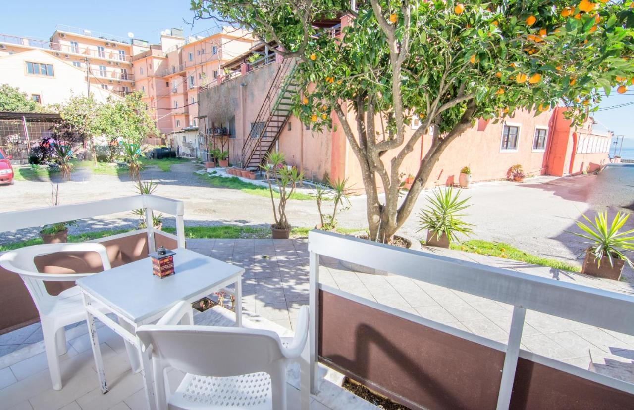 Sunlight Hotel Benitses  Dış mekan fotoğraf