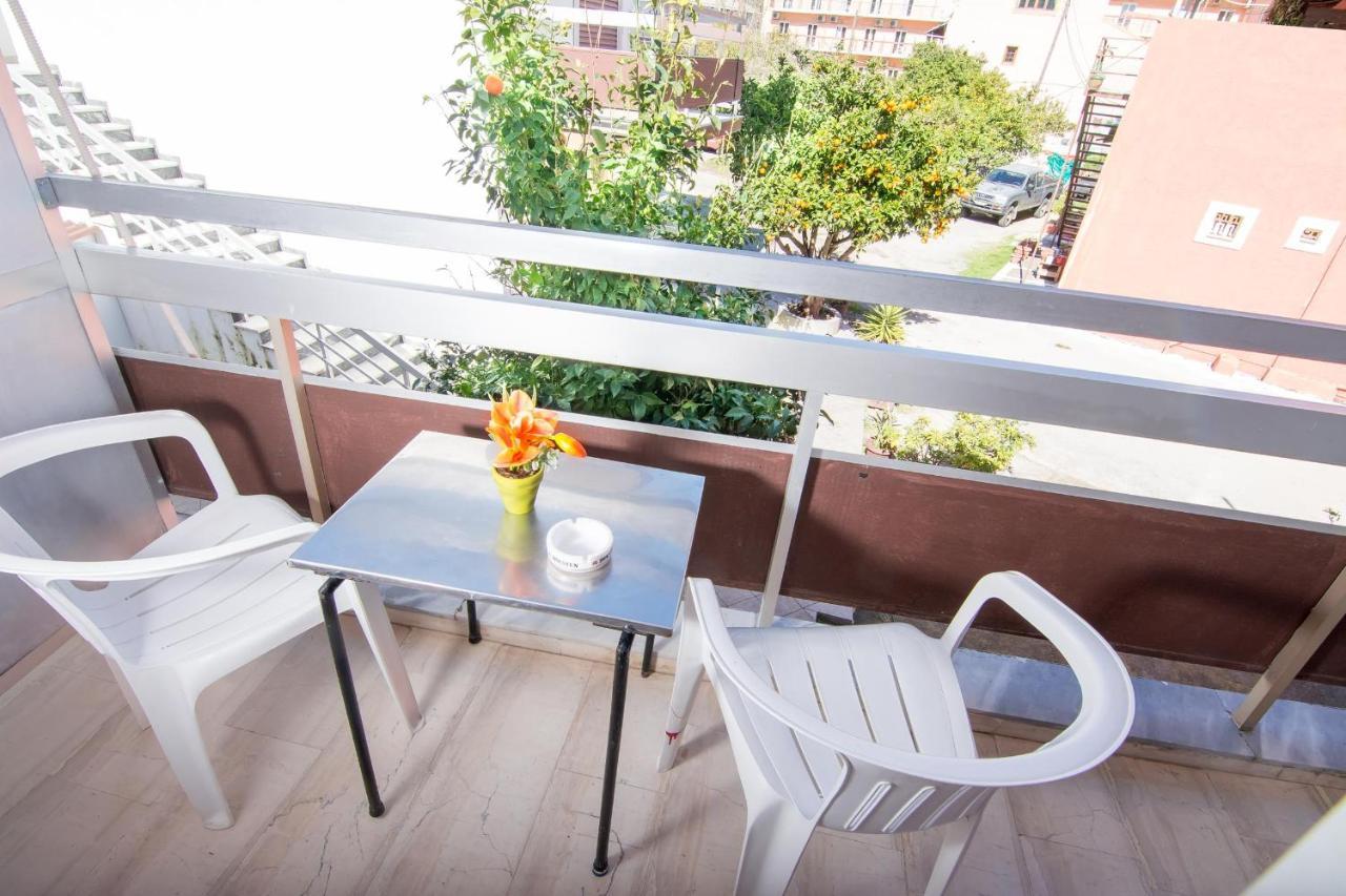 Sunlight Hotel Benitses  Dış mekan fotoğraf