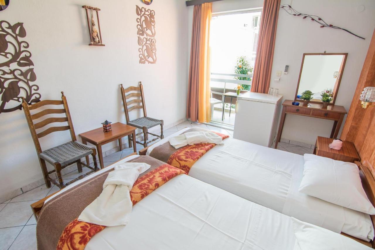 Sunlight Hotel Benitses  Dış mekan fotoğraf