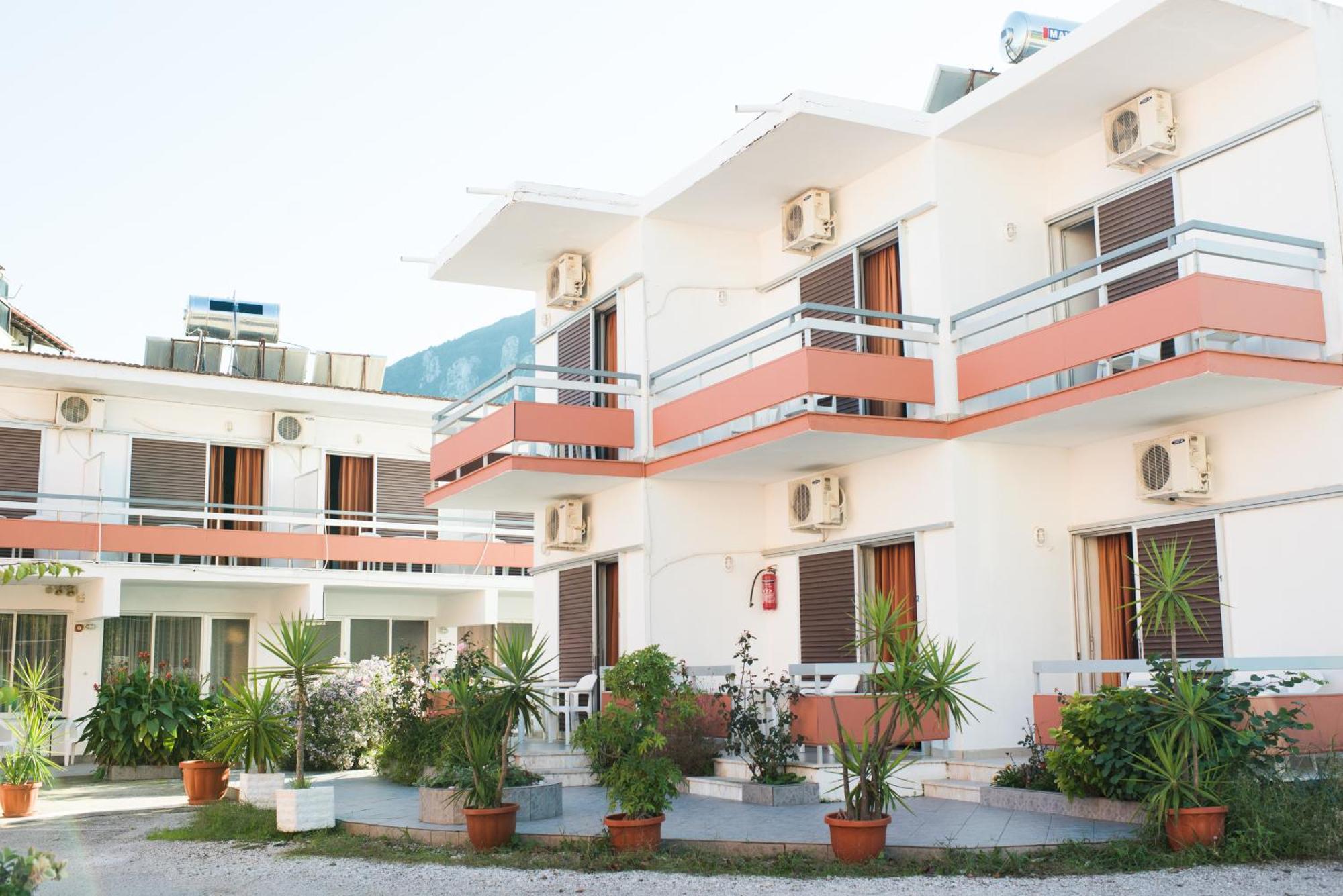 Sunlight Hotel Benitses  Dış mekan fotoğraf